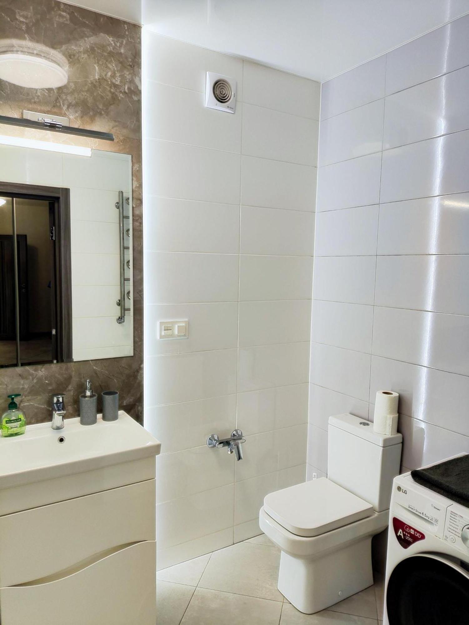 Арт-Де-Львів Apartment Екстериор снимка